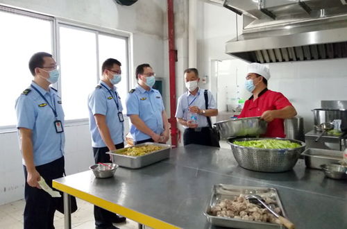 四个抓实筑牢食品餐饮安全监管网